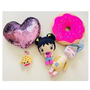 💖 Lot of random plushies 💛